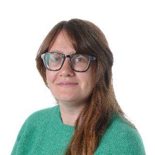 <p>Miss F. Smalley</p>